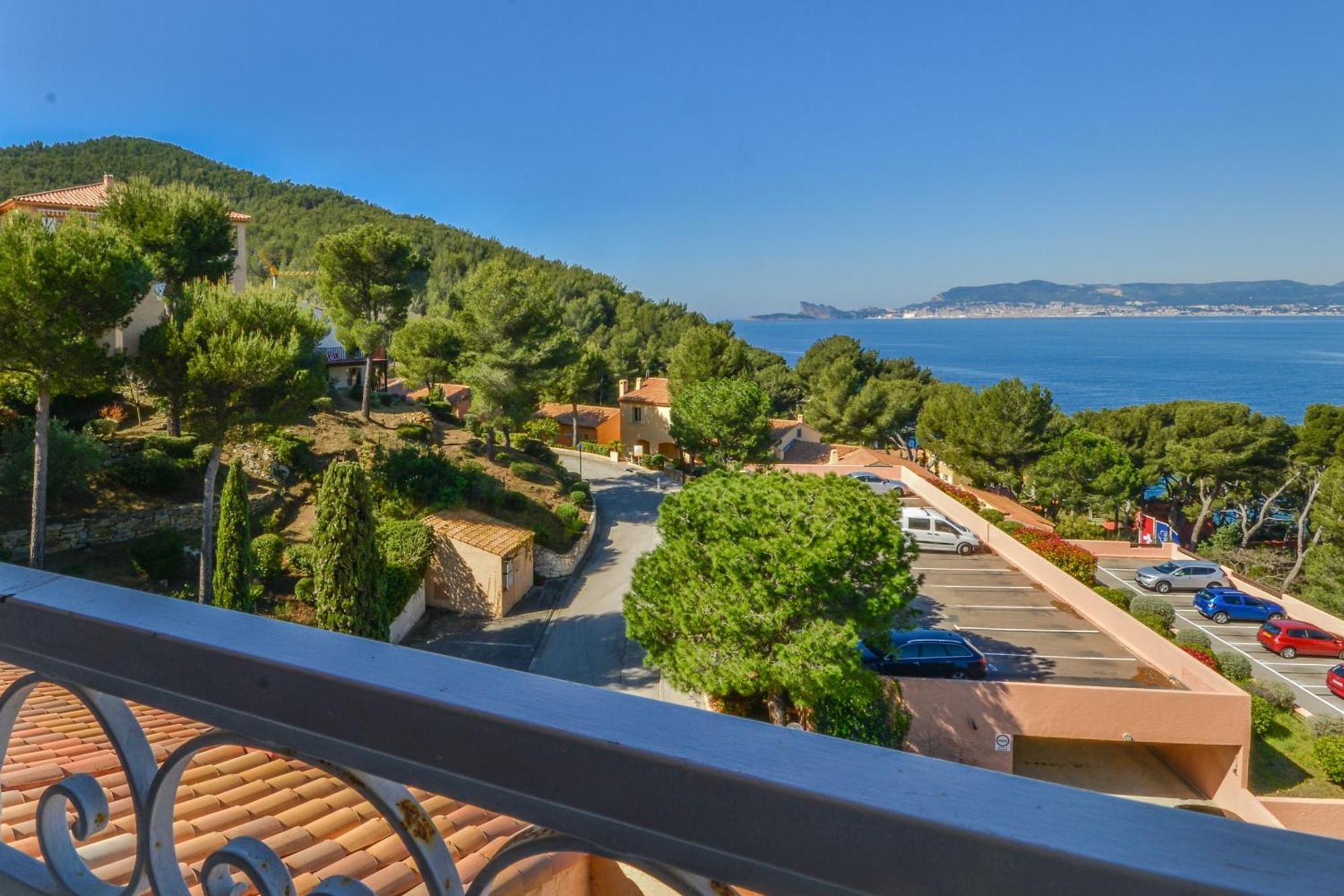 Vvf Residence Saint-Cyr-Sur-Mer Exteriér fotografie