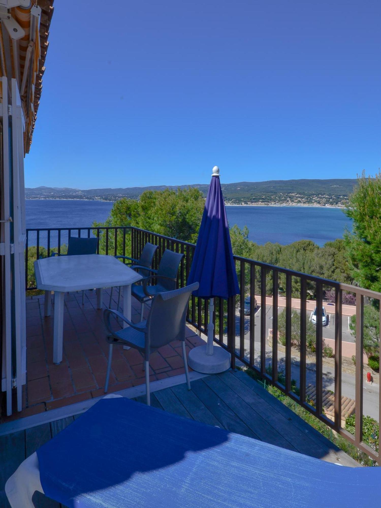 Vvf Residence Saint-Cyr-Sur-Mer Exteriér fotografie